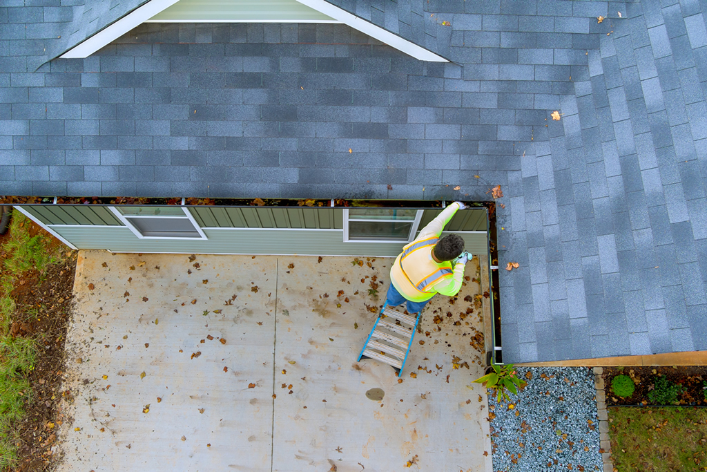 New York gutter cleaning services ensuring clean and functional gutters